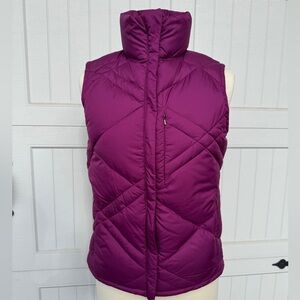 Columbia XCO reversible puffer vest womens size small magenta new condition